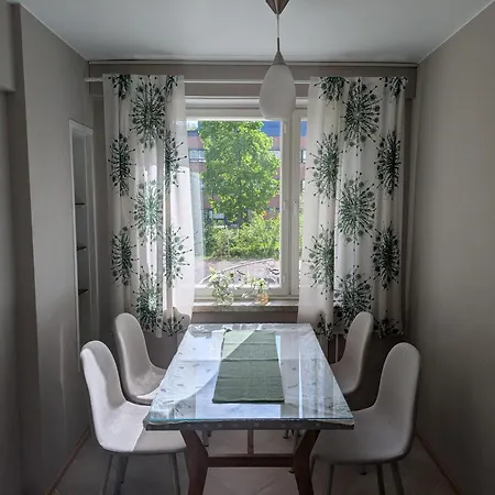 Large And Comfy 2br In Uptown *