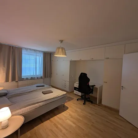 Large And Comfy 2br In Uptown *