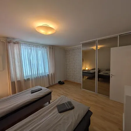 Large And Comfy 2br In Uptown